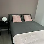 Montmartre Sacré Cœur Appartement Refait à Neuf Paris 18ème - 4 P